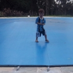 Capa para Piscina Super 7,0 x 4,0m PP/PE Cinza/Preto Cobertura Proteção +56m+56p+3b